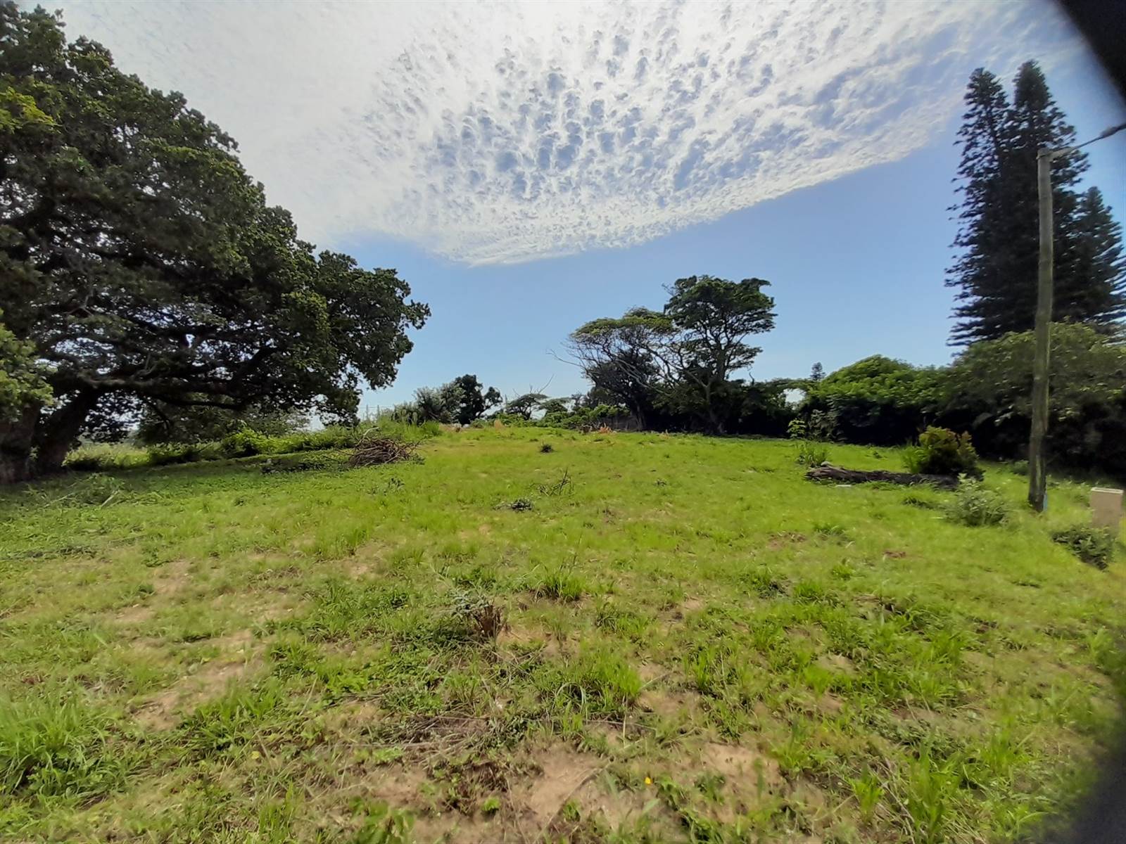 1411 m² Land available in Hibberdene photo number 1