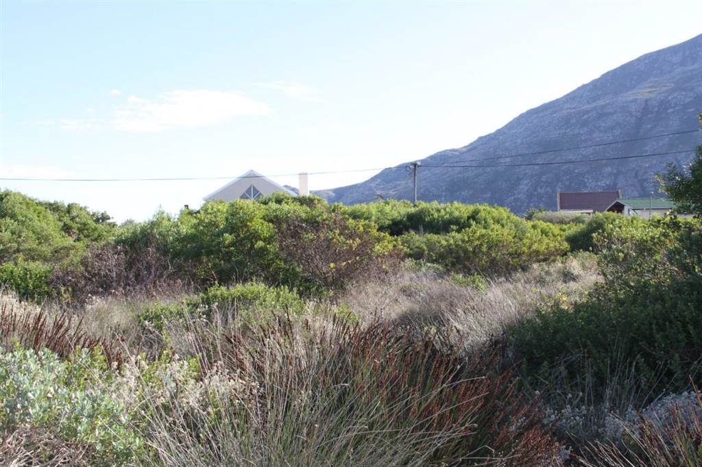 885 m² Land available in Bettys Bay photo number 6