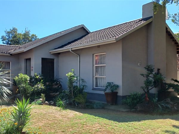 3 Bedroom House 3 Bedroom House