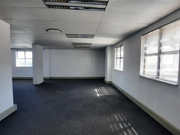 117  m² Commercial space in Umhlanga Ridge