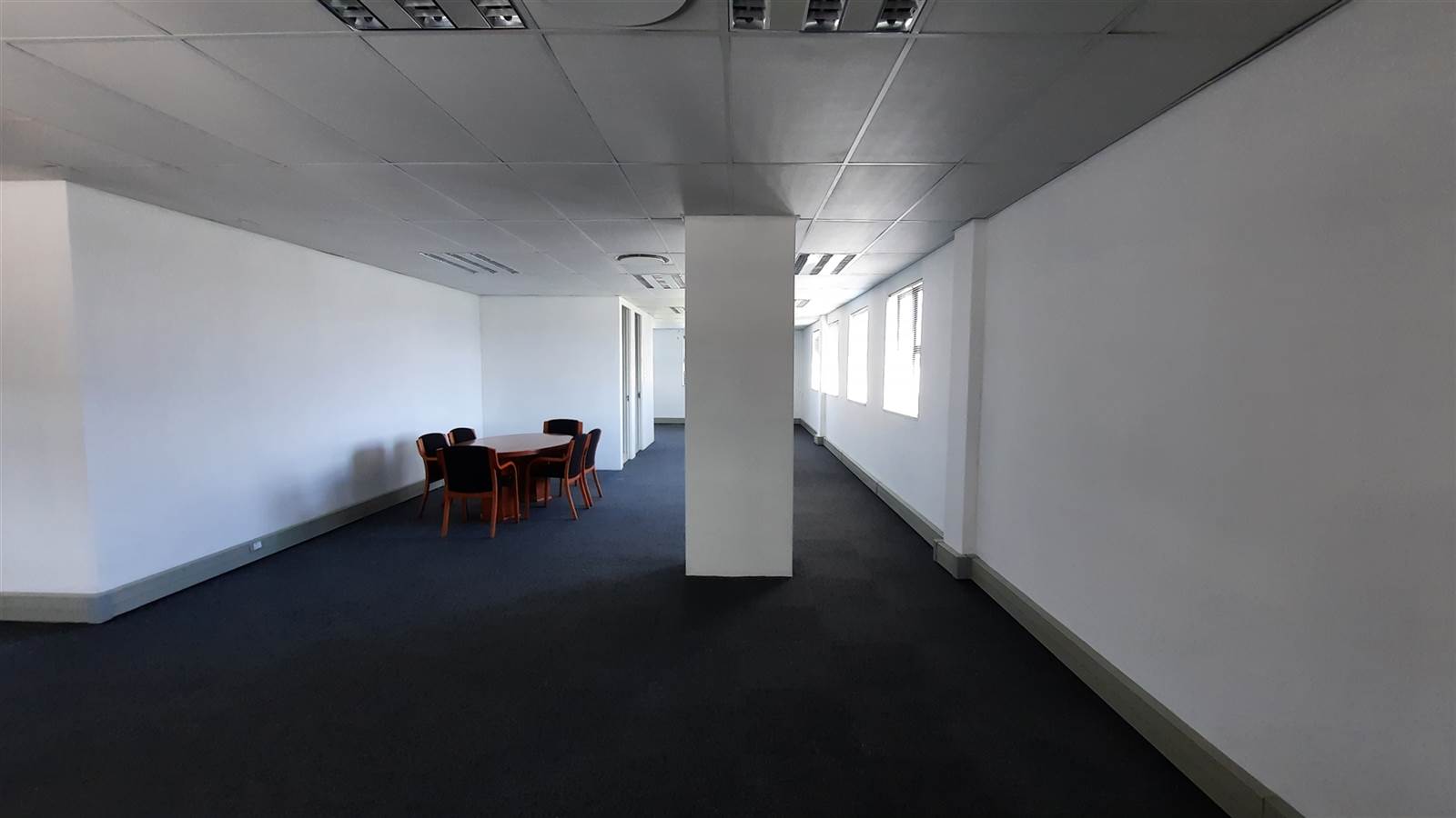 117  m² Commercial space in Umhlanga Ridge photo number 3