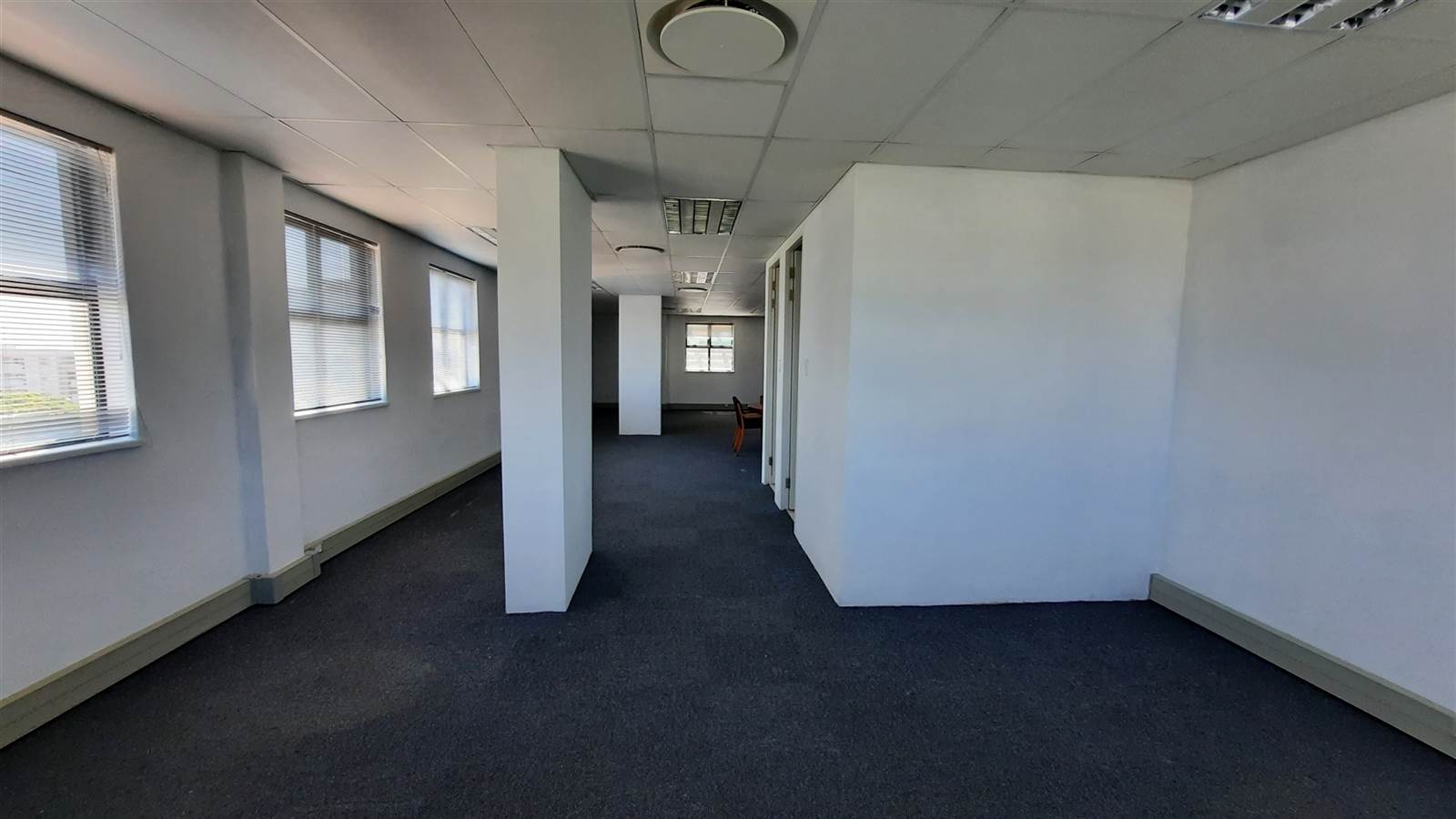 117  m² Commercial space in Umhlanga Ridge photo number 8