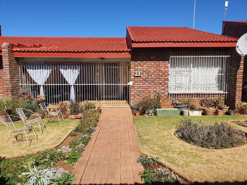 2 Bed House in Oudorp photo number 5