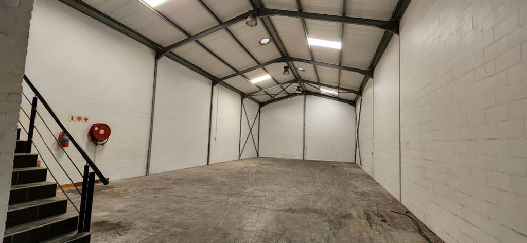 325  m² Industrial space in Kuilsriver photo number 15