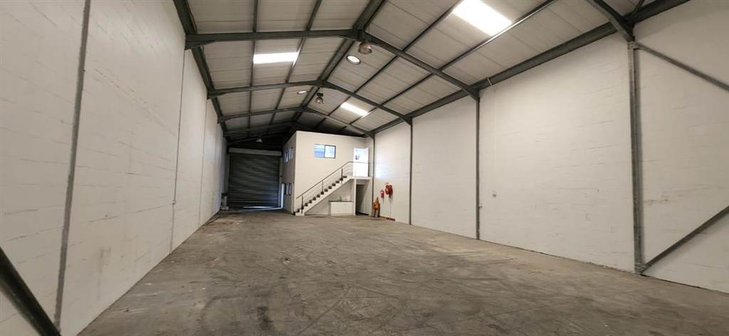 325  m² Industrial space in Kuilsriver photo number 16