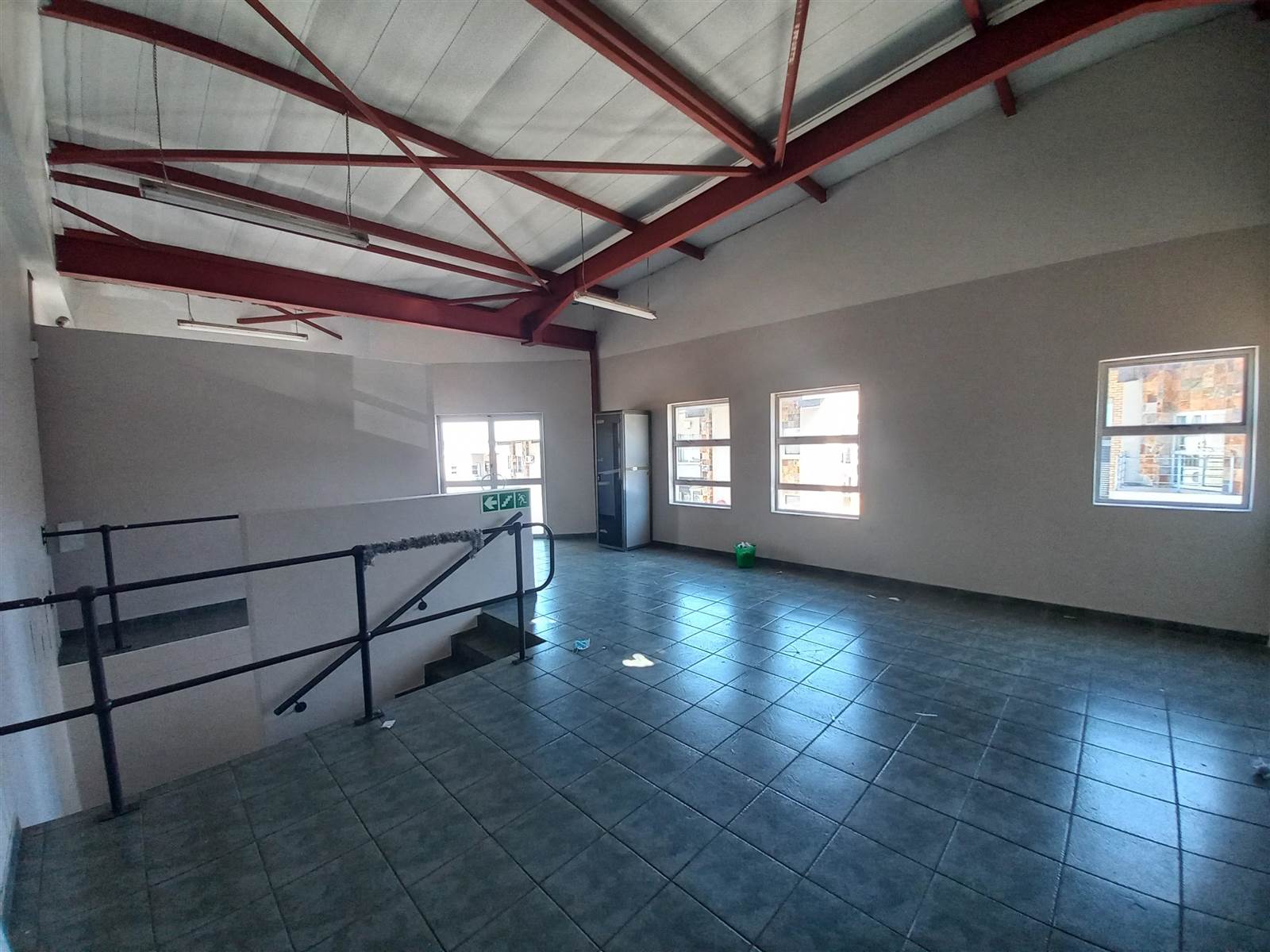 265  m² Industrial space in Eastgate photo number 6