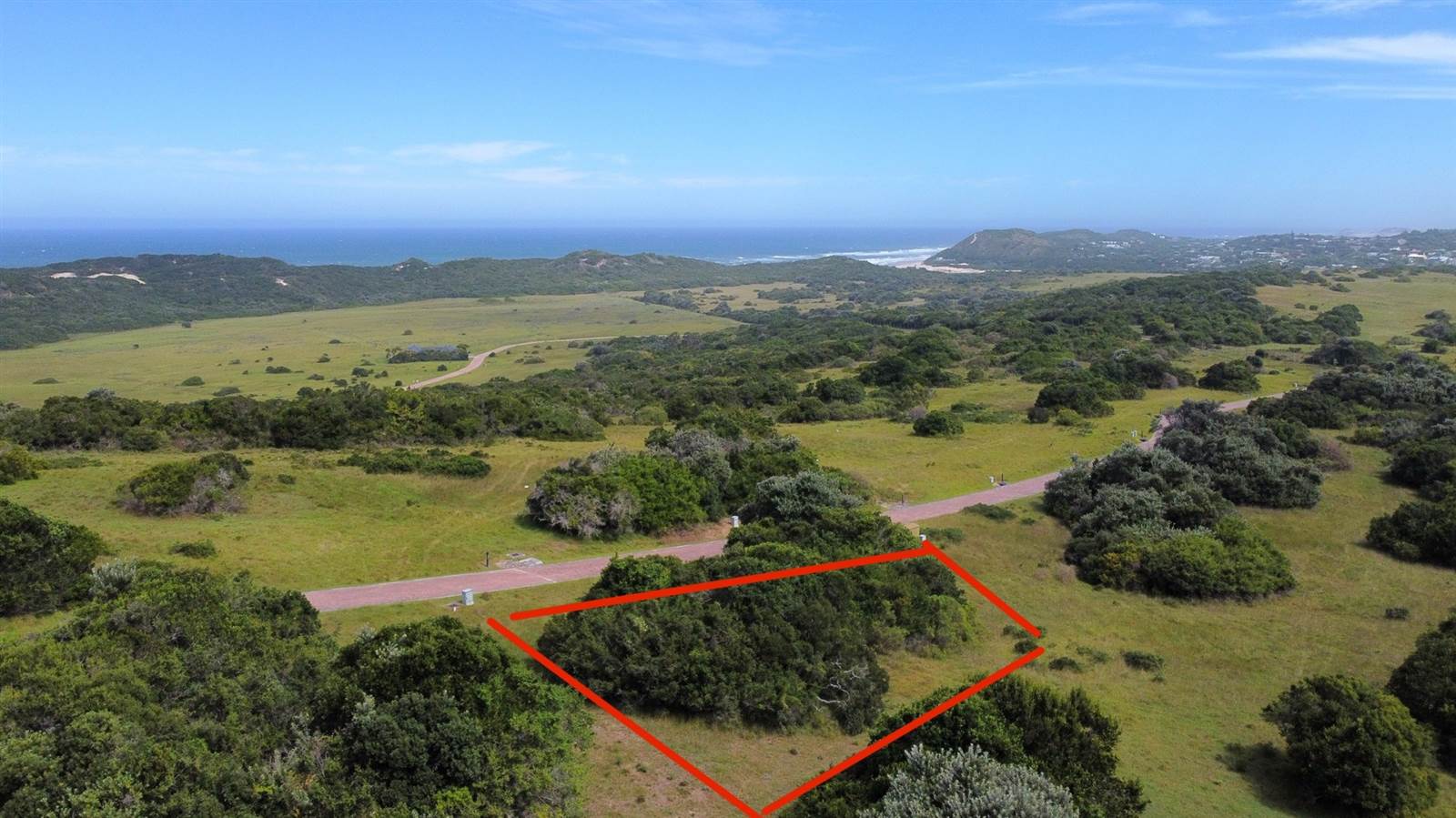 827 m² Land available in Kenton-on-Sea photo number 1