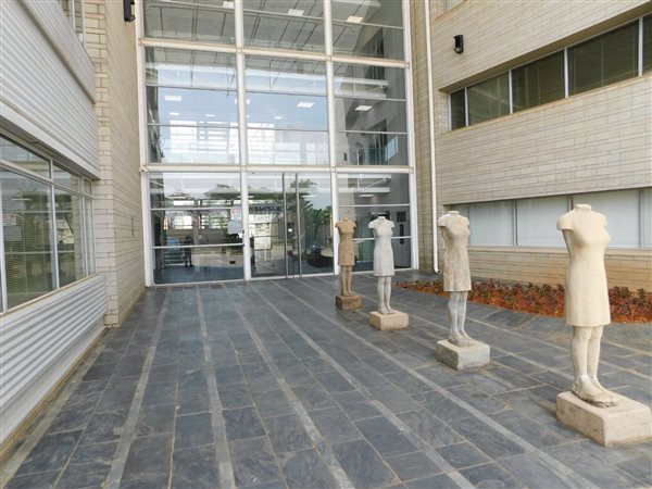 314  m² Commercial space in Illovo