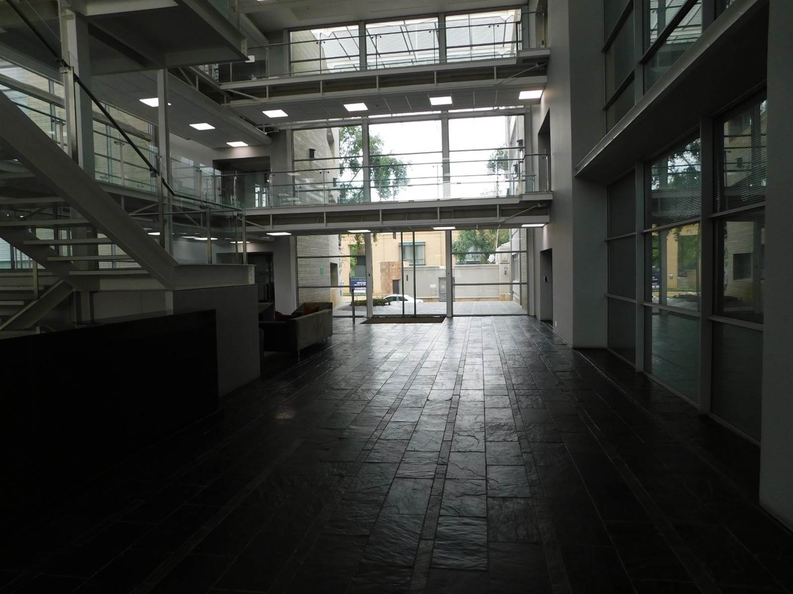 314  m² Commercial space in Illovo photo number 22
