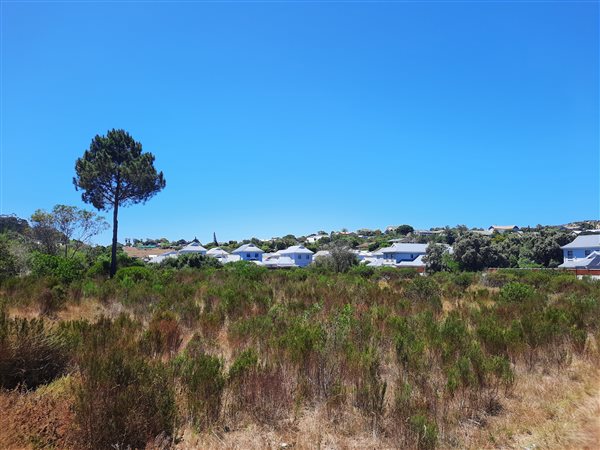 5830 m² Land available in Meedingsride