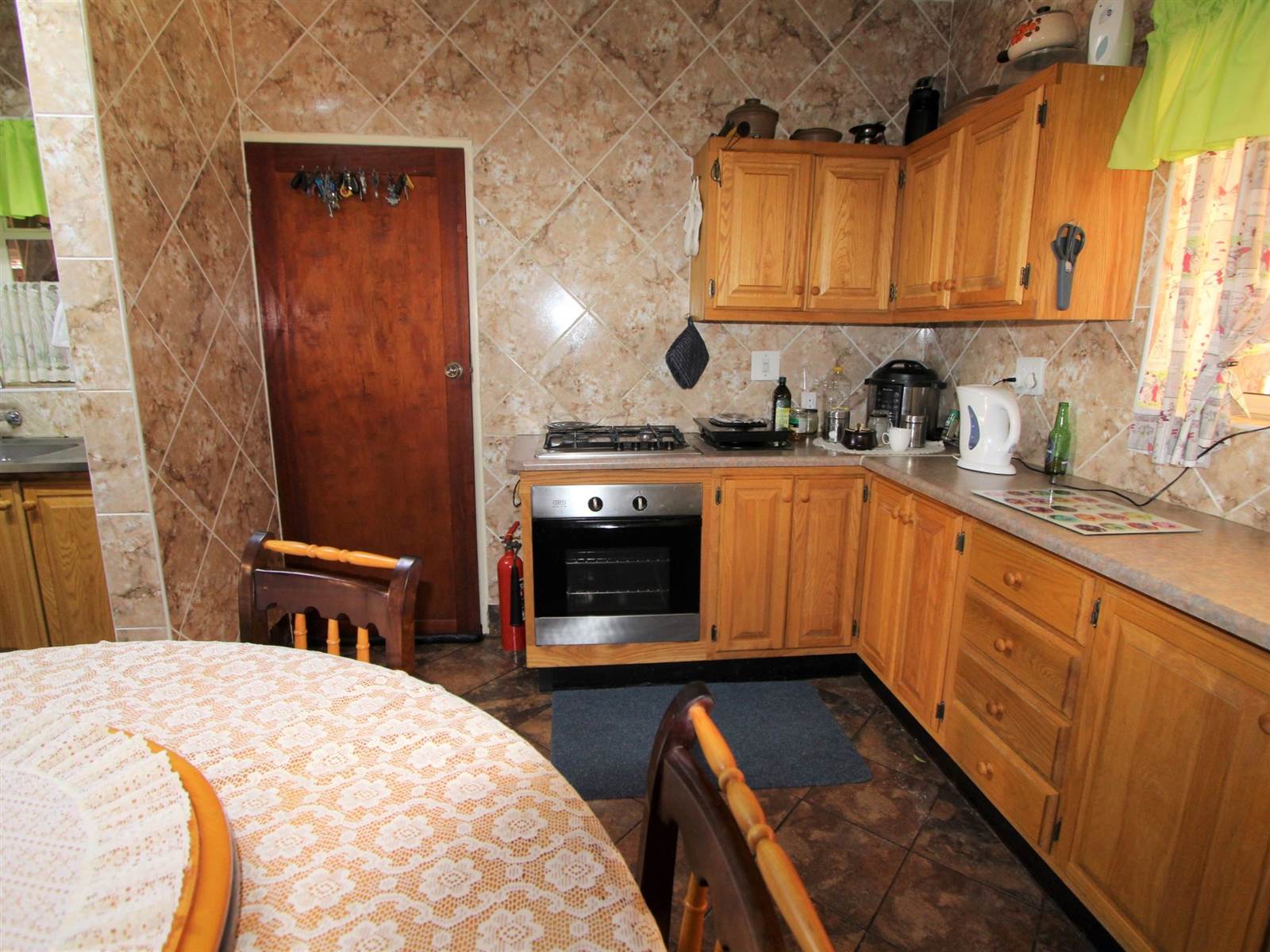3 Bed House in Modimole (Nylstroom) photo number 8
