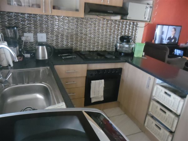 3 Bed Apartment in Grobler Park