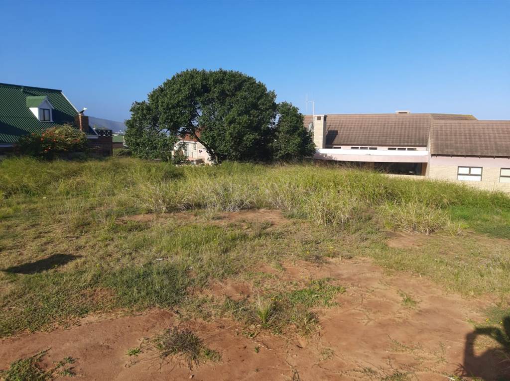 800 m² Land available in Outeniqua Strand photo number 7