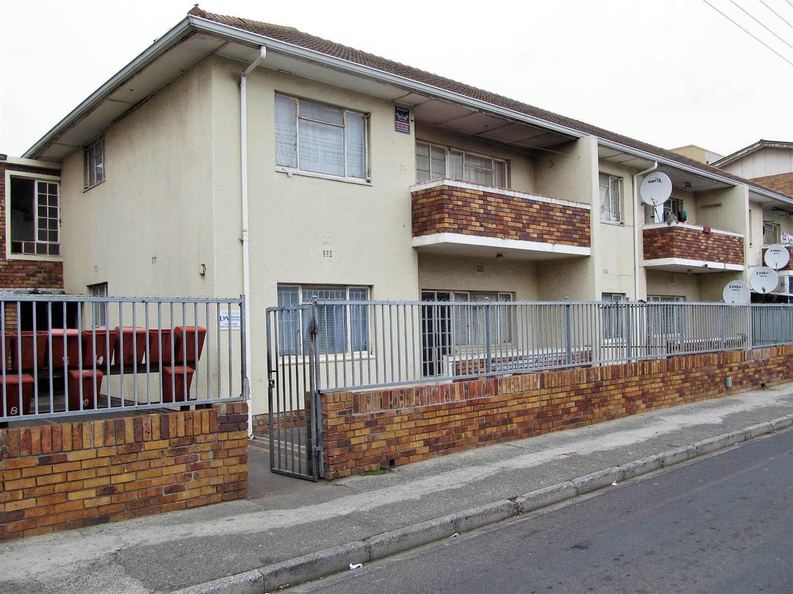 House in Parow Central photo number 1