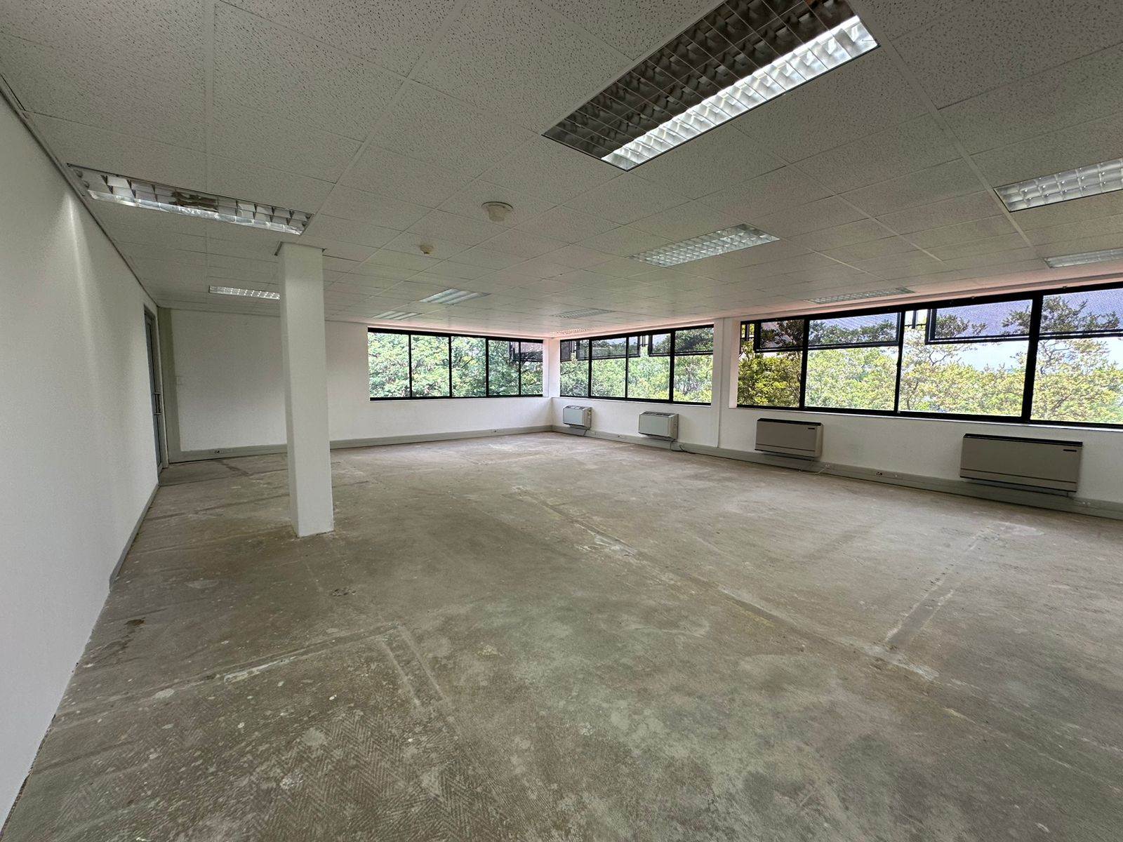 395  m² Commercial space in Woodmead photo number 14