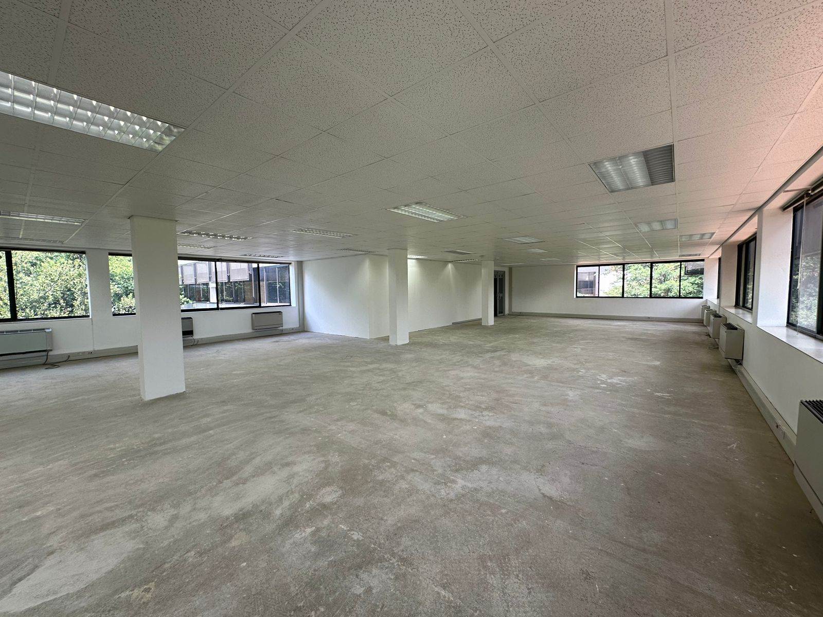395  m² Commercial space in Woodmead photo number 10