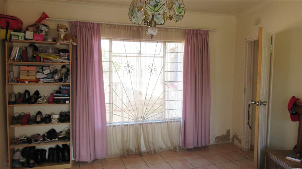 3 Bed House in Randfontein Central photo number 19