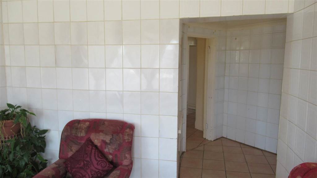 3 Bed House in Randfontein Central photo number 5