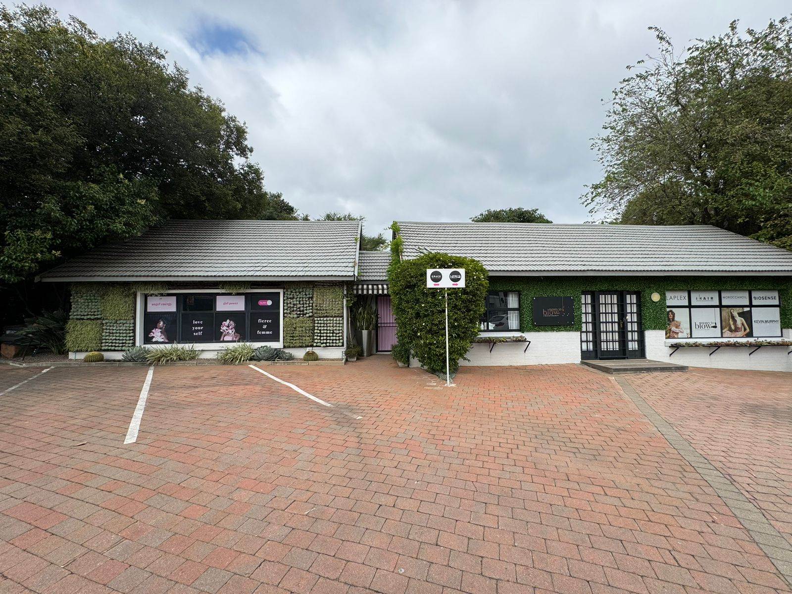 81  m² Commercial space in Parkmore photo number 3