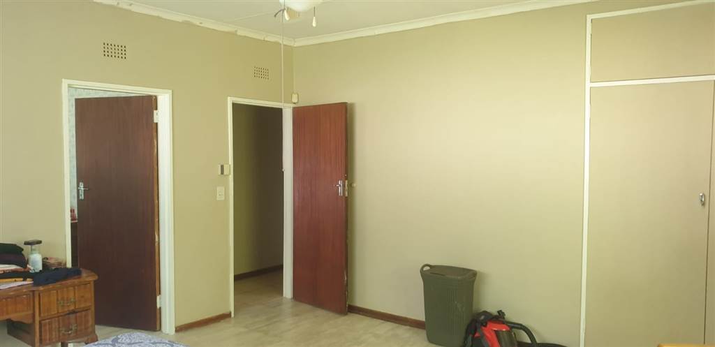 4 Bed House in Graskop photo number 27