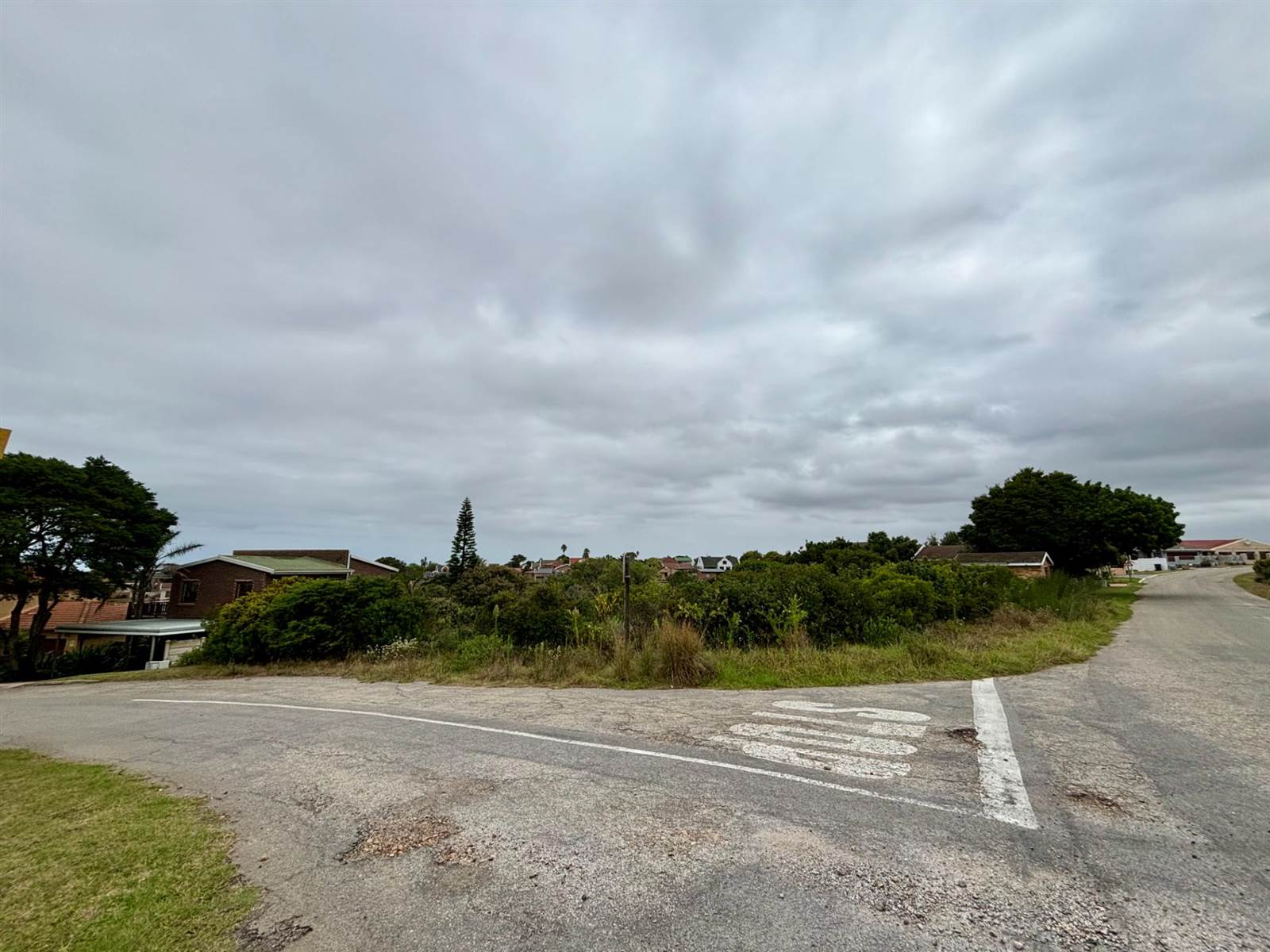 900 m² Land available in Jeffreys Bay photo number 5