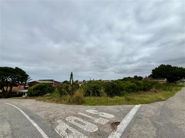 900 m² Land available in Jeffreys Bay