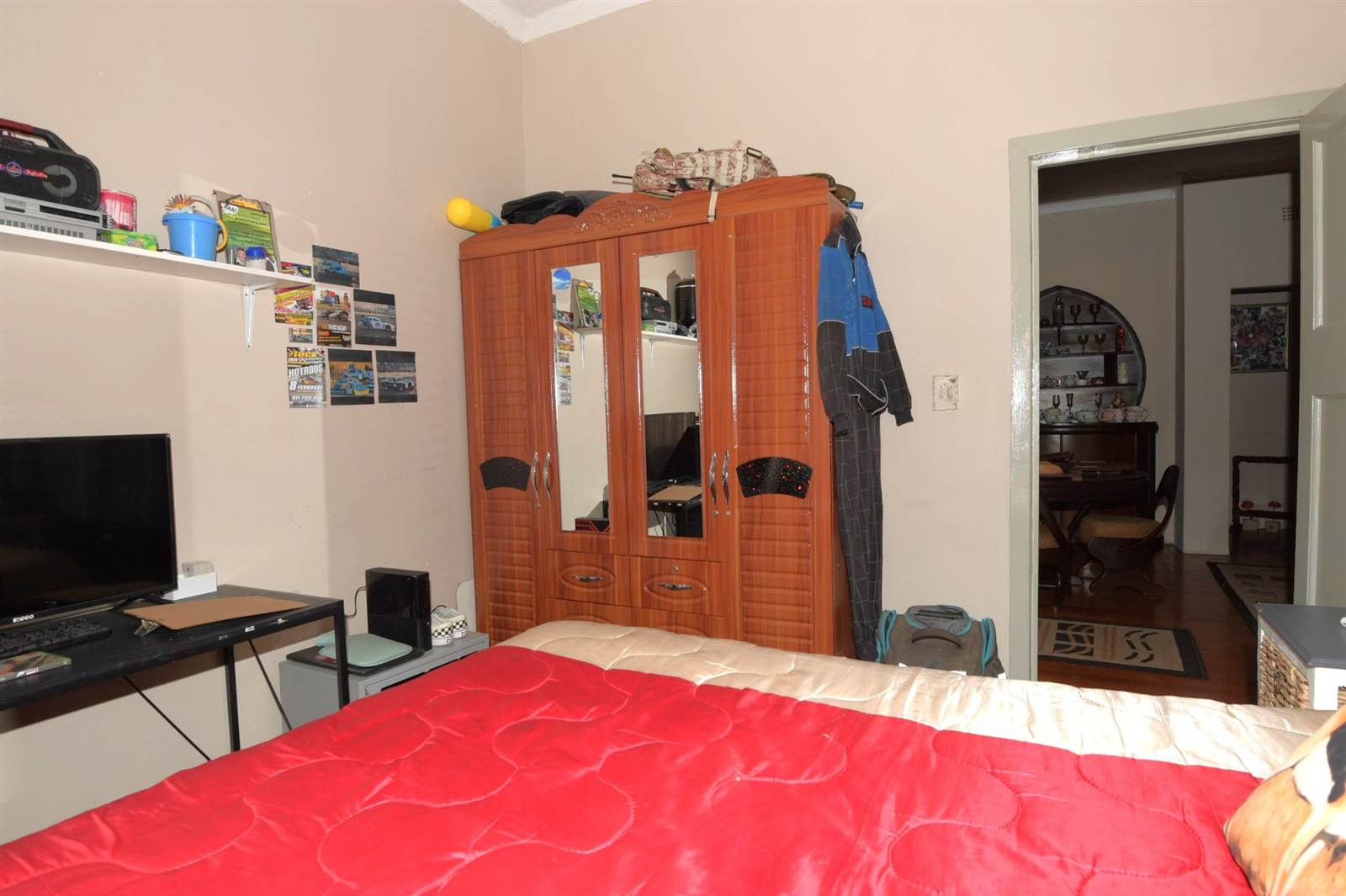 4 Bed House in Daggafontein photo number 14