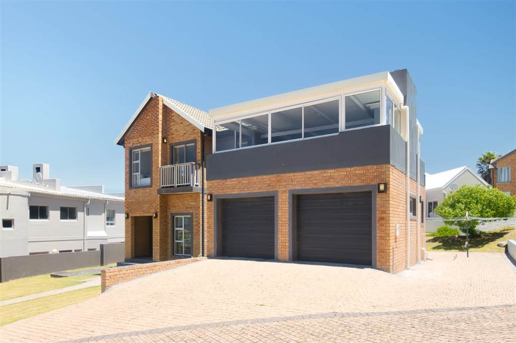 3 Bed House in Agulhas photo number 27