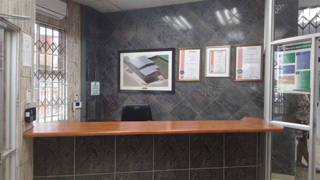 1000  m² Office Space in Witbank Central photo number 5