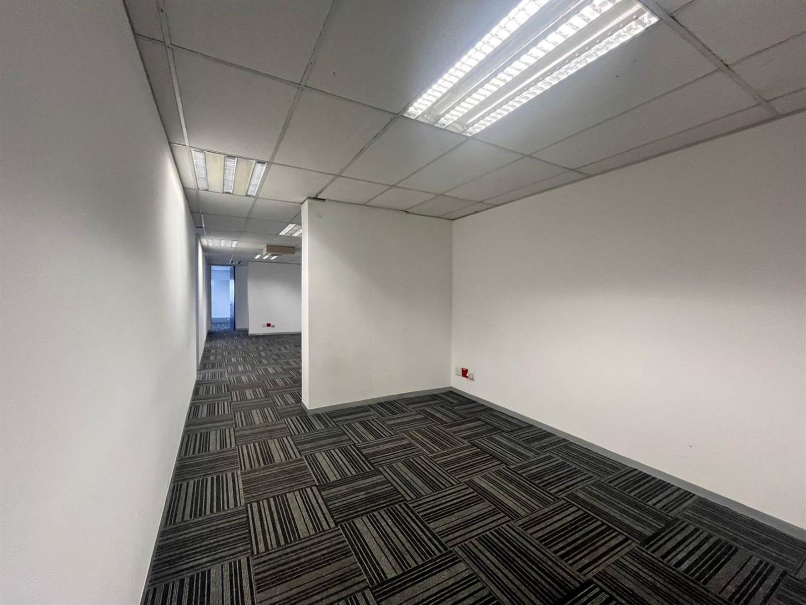 528  m² Commercial space in Rosebank photo number 7