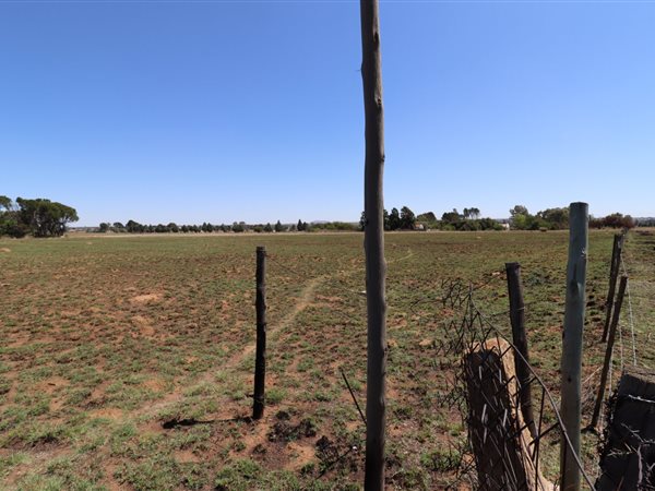 1 ha Land available in Martindale