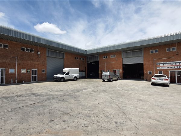 400  m² Industrial space