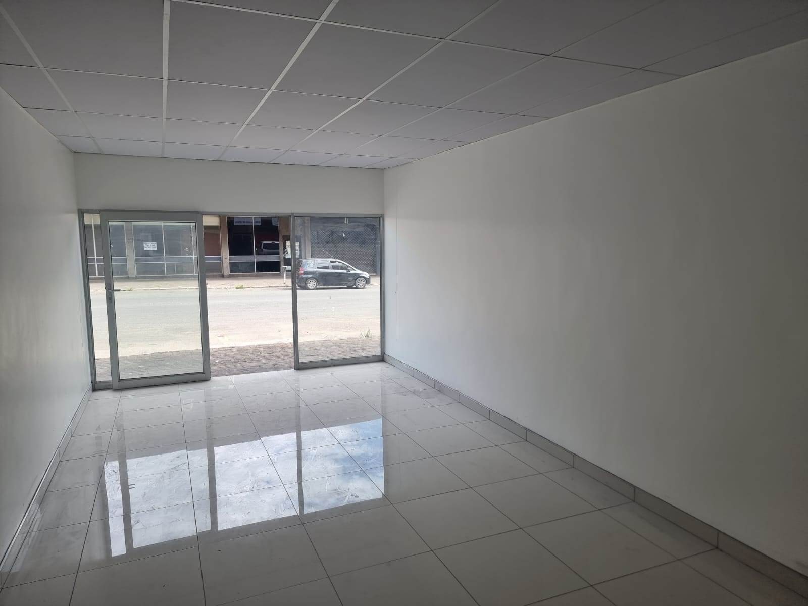40  m² Commercial space in Benoni Central photo number 3