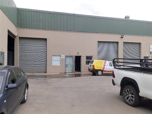 132  m² Industrial space