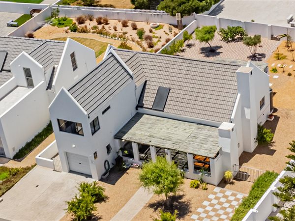 3 Bedroom House 3 Bedroom House