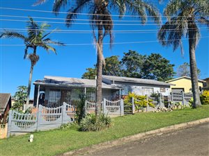 4 Bed House in Woodlands