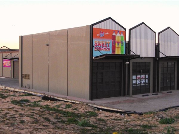 1 500 m² Commercial space 1 500 m² Commercial space