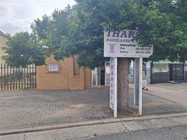 98  m² Office Space in Kroonstad photo number 14