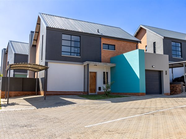 4 Bedroom House