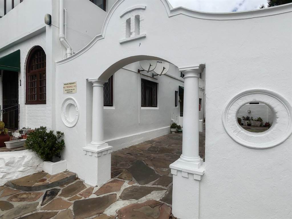 1 Bed Apartment in Fish Hoek photo number 21