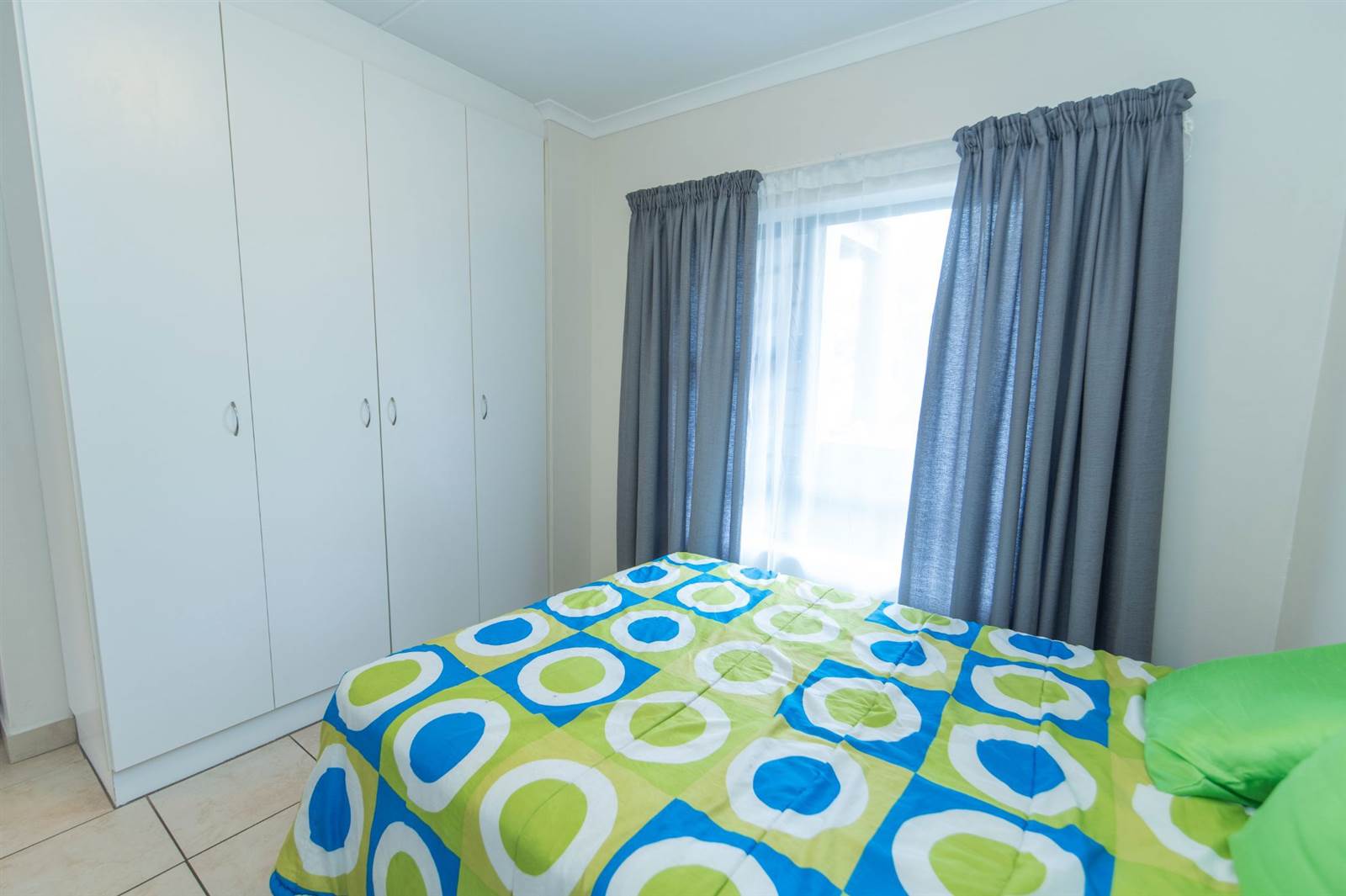 2 Bed Apartment in Winterhoek Park photo number 13