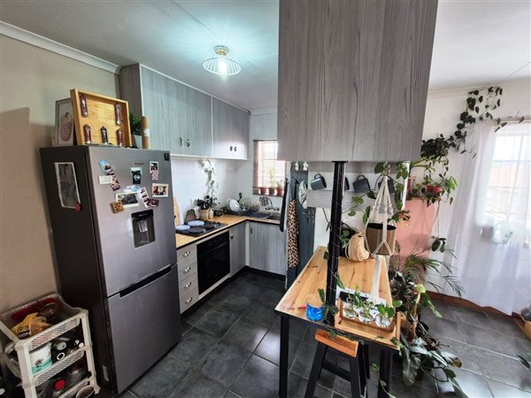 2 Bedroom Townhouse 2 Bedroom Townhouse