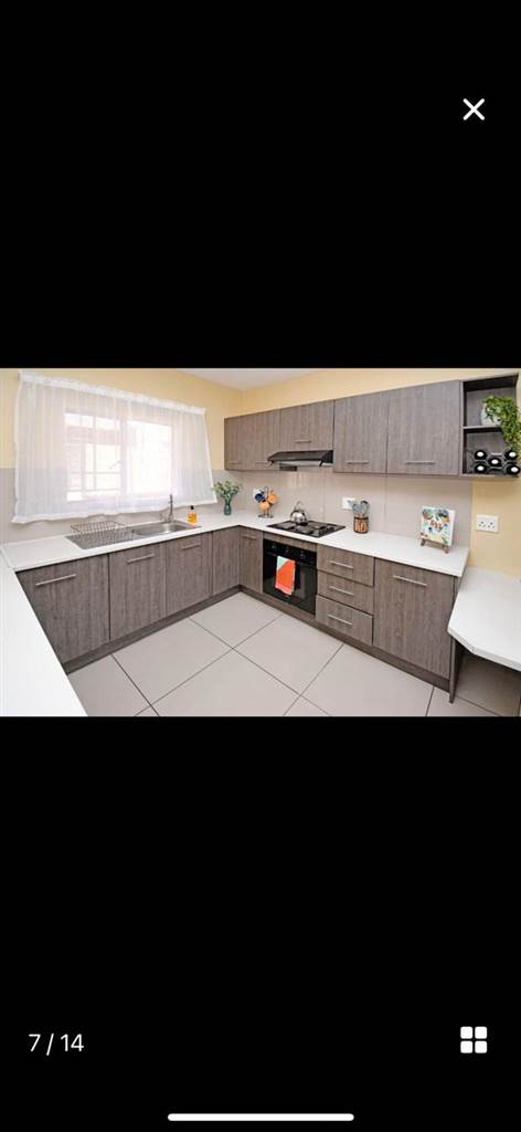 2 Bed Apartment in Silverton photo number 13