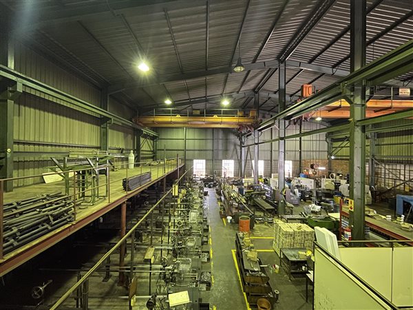 1080  m² Industrial space in Driehoek