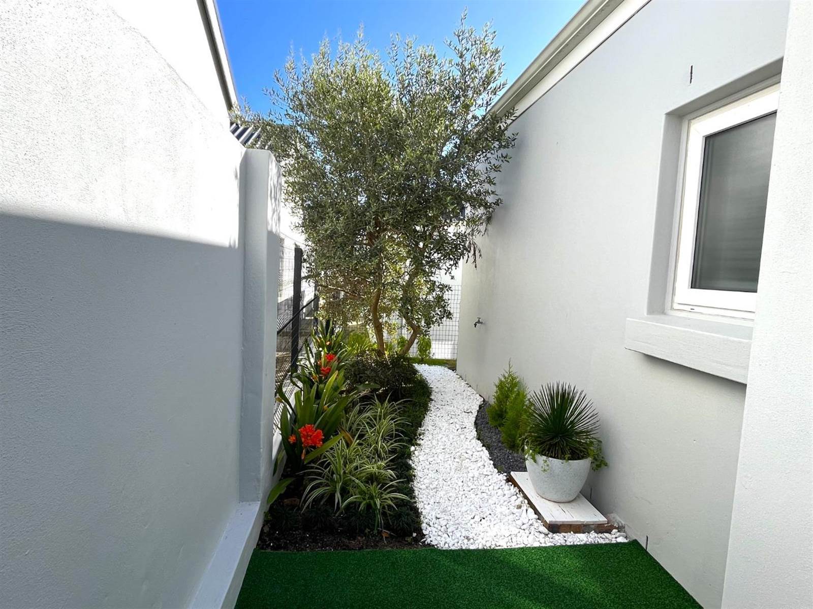 3 Bed House in Paarl photo number 19