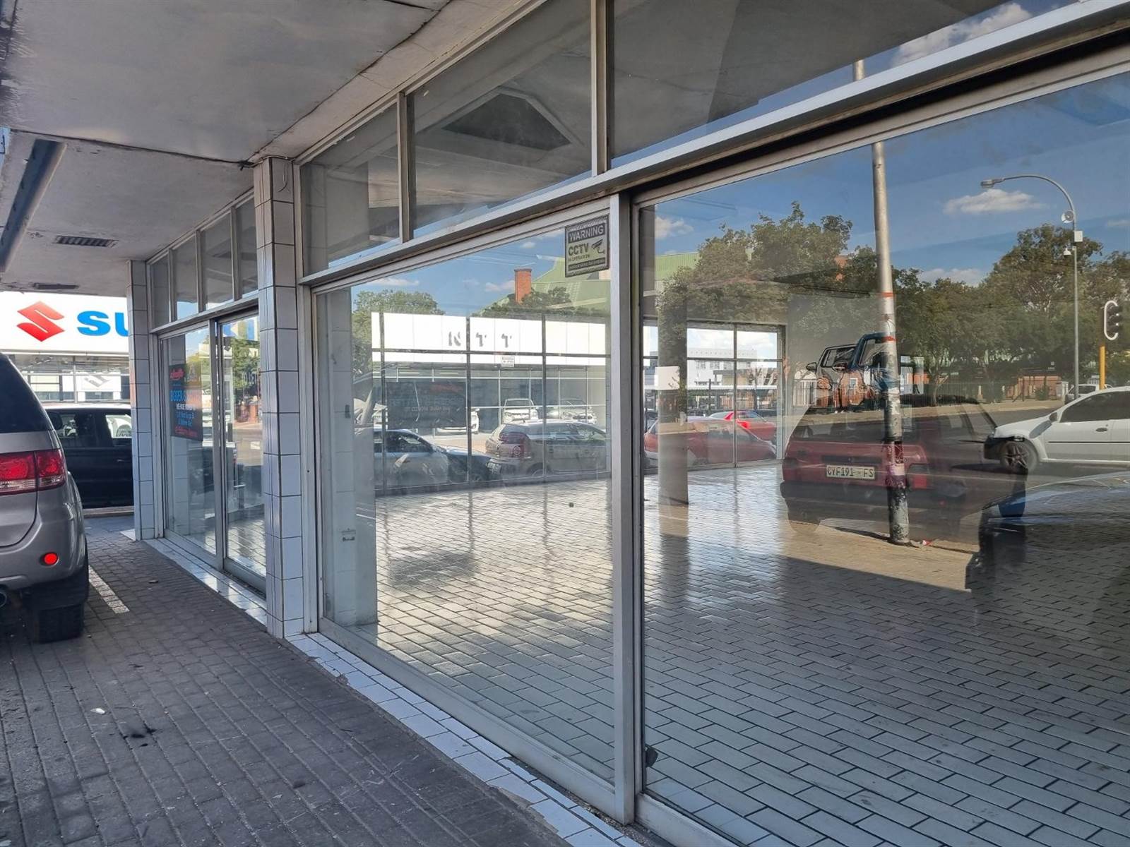 320  m² Commercial space in Bloemfontein photo number 14