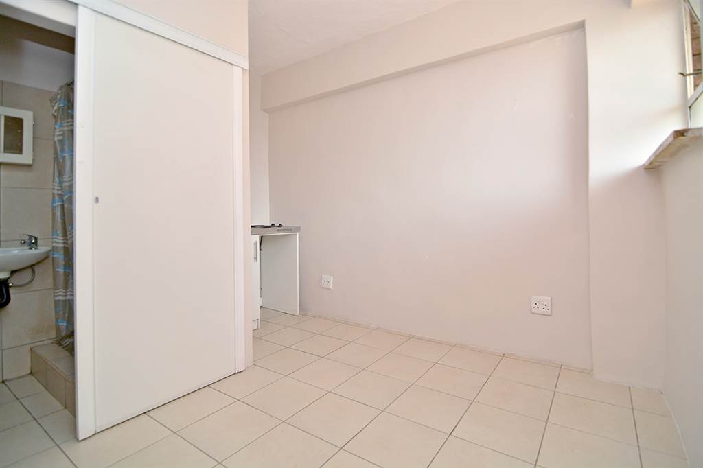 Studio Apartment in Florida photo number 4