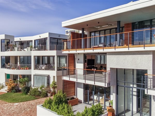 2 Bedroom Townhouse 2 Bedroom Townhouse