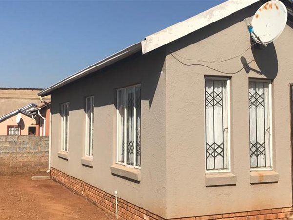 3 Bedroom House 3 Bedroom House