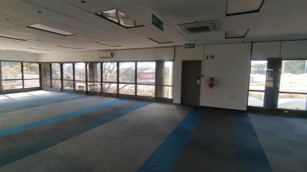 561  m² Commercial space in St Andrews photo number 26